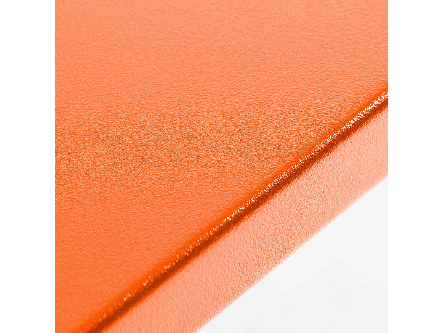 Set van een vierkante tuin tafel en 8 oranje stoelen