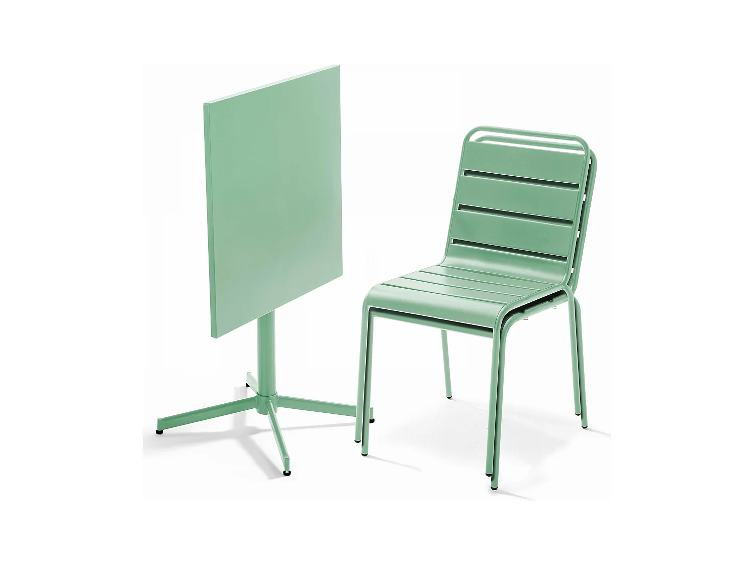 Set van een vierkante tuin tafel en 2 stoelen in salie groen