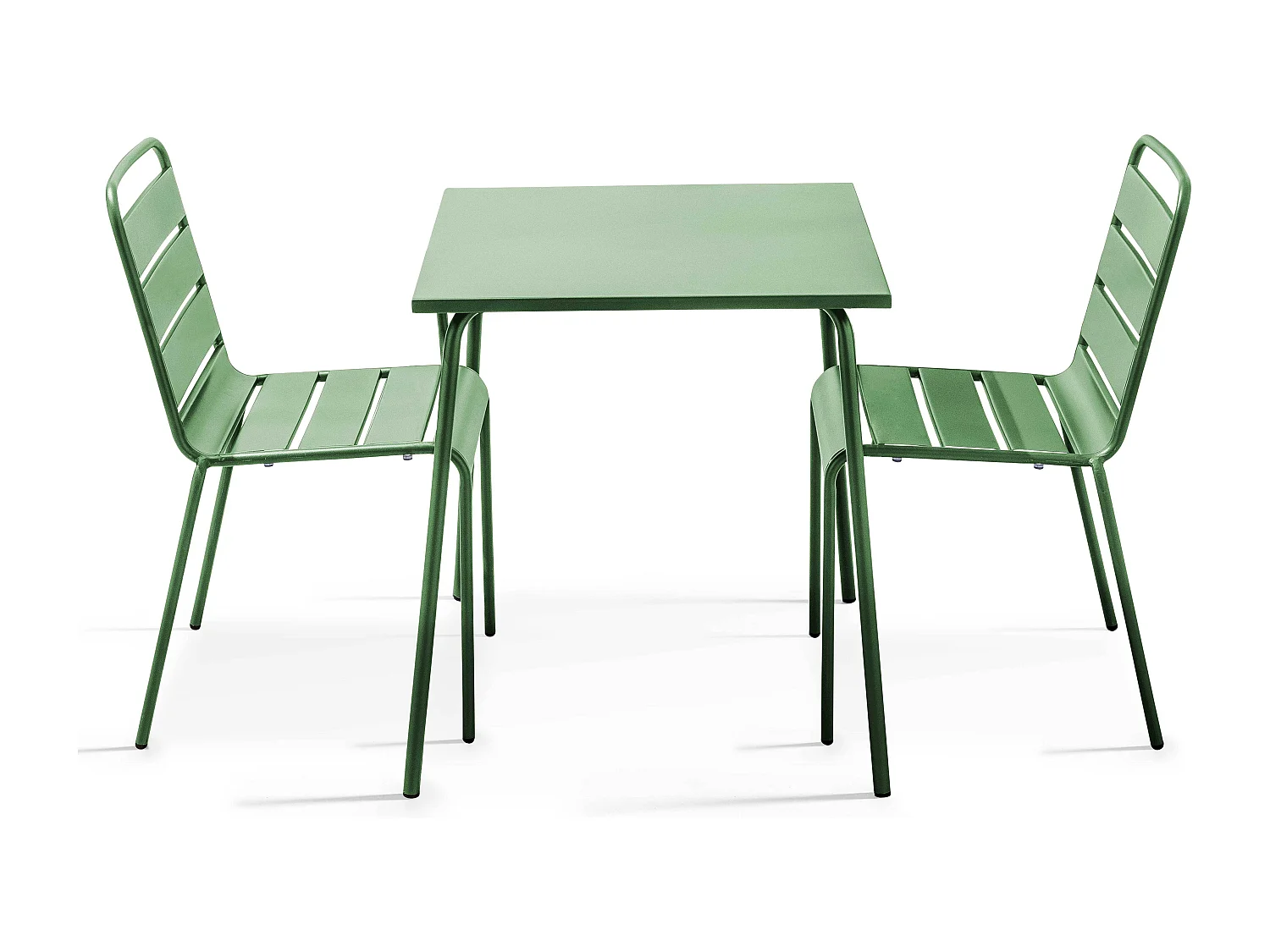 Set van een vierkante tuin tafel en 2 groene cactus stalen stoelen