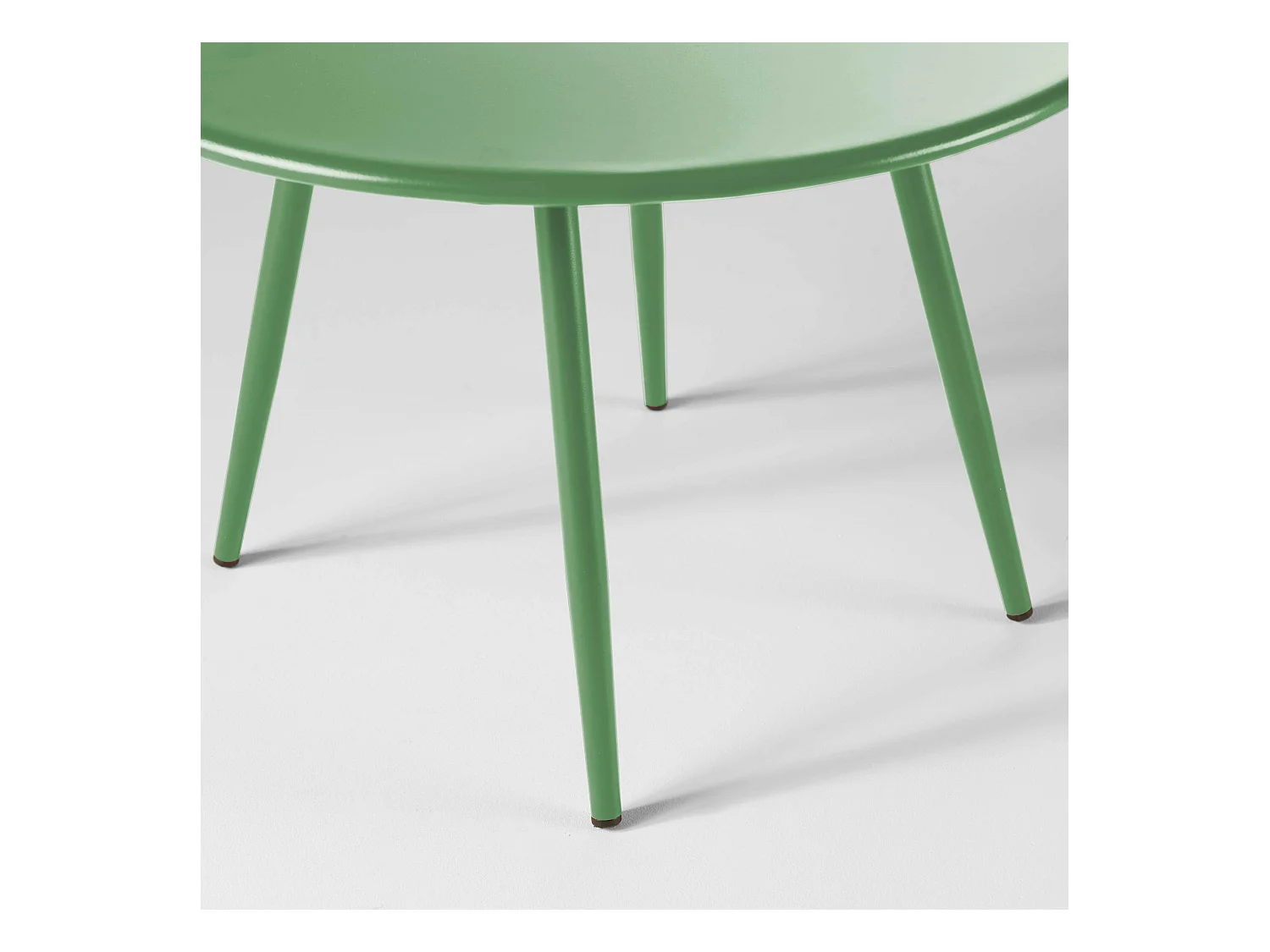 Table basse de jardin ronde en métal vert cactus 50 cm - Palavas