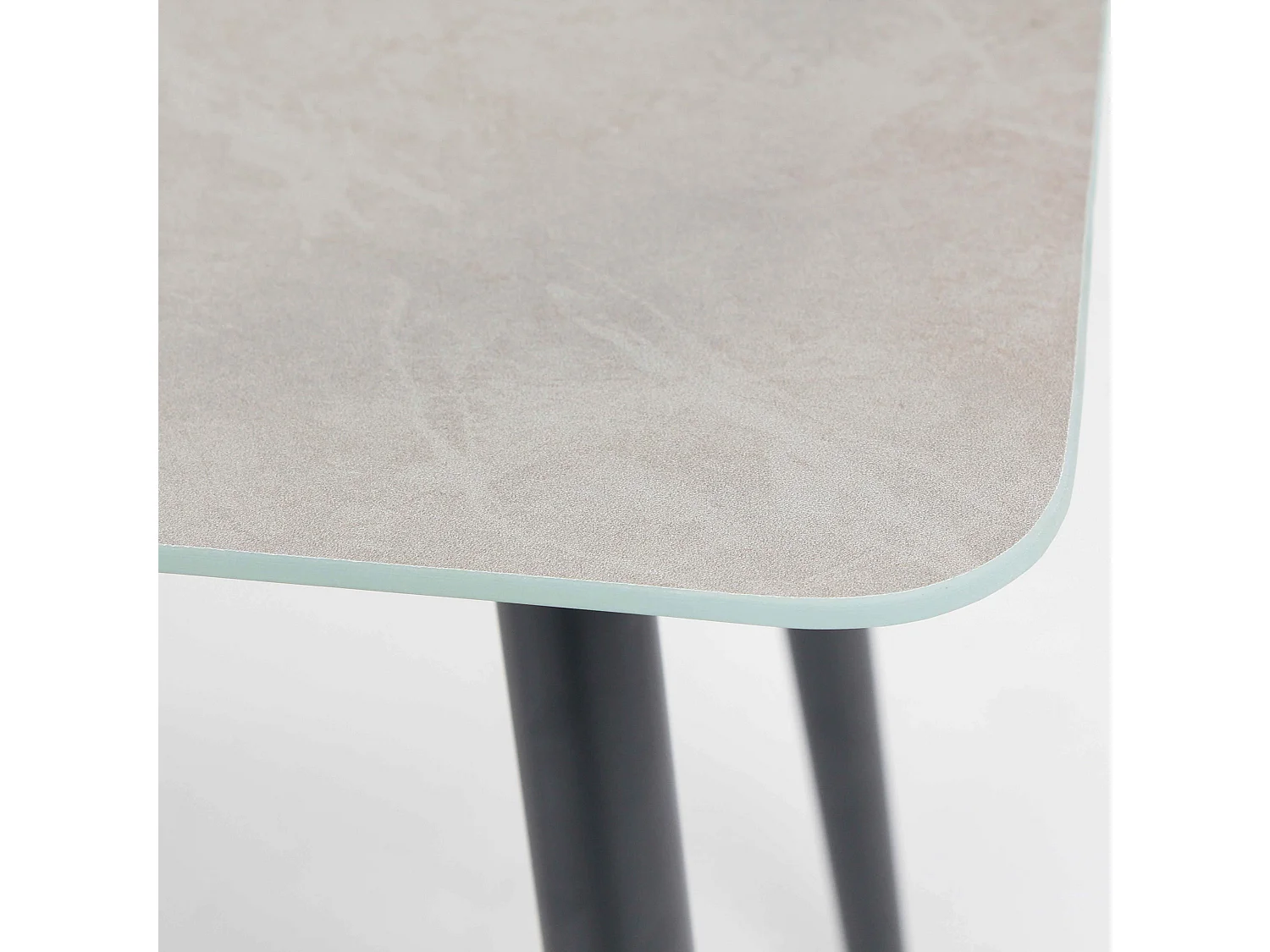 Kleine lage tuin tafel van grijs staal