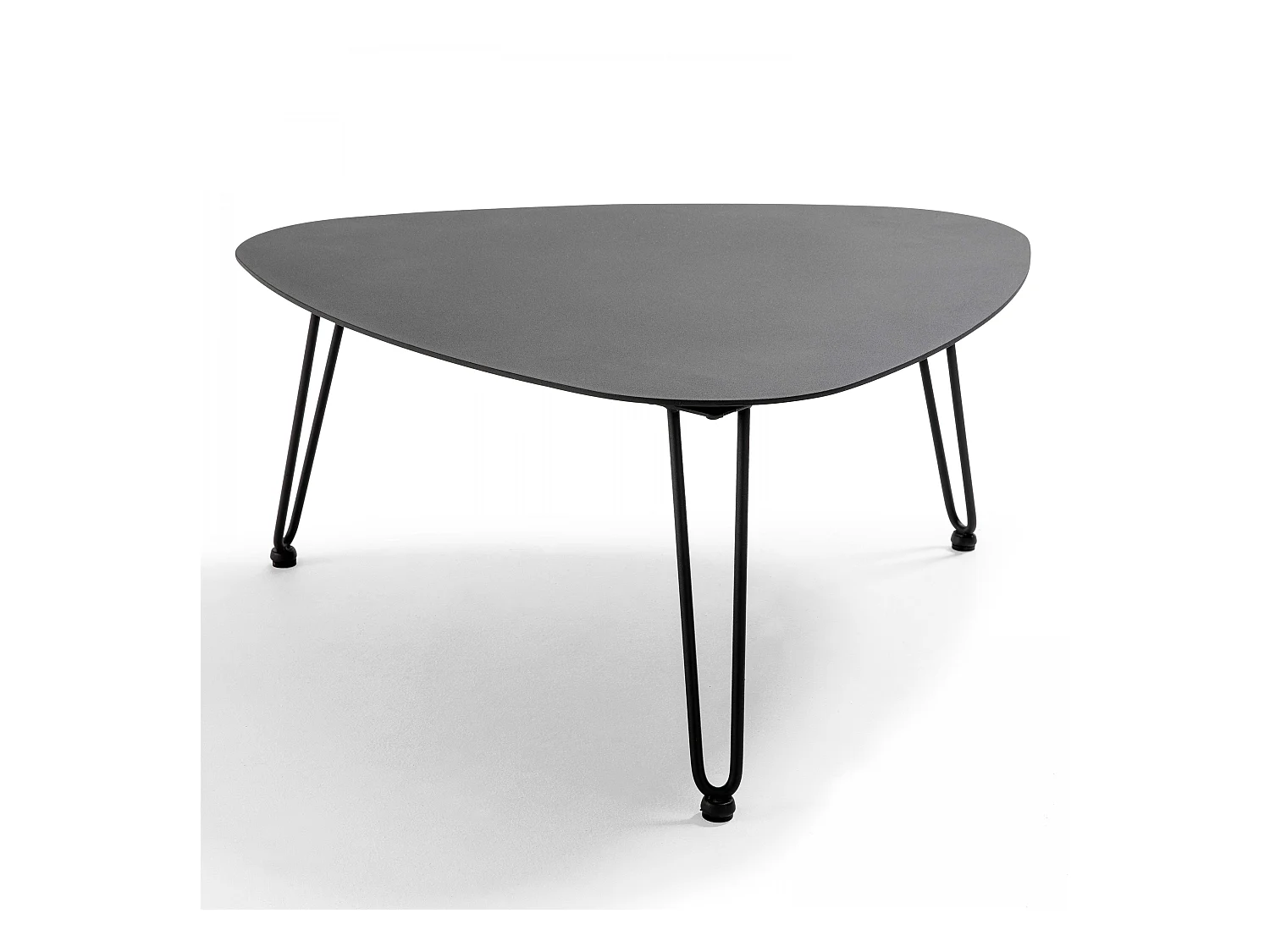 Table basse de jardin triangulaire en aluminium noir