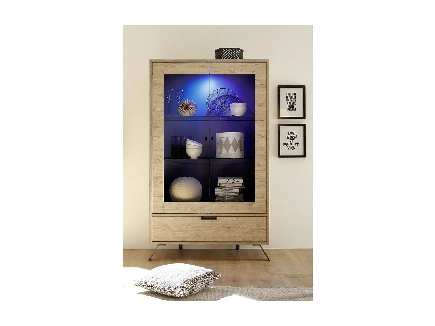 Vitrine SHOW – 2 glazen deuren en 1 lade – Kleur licht eiken – Modern ontwerp