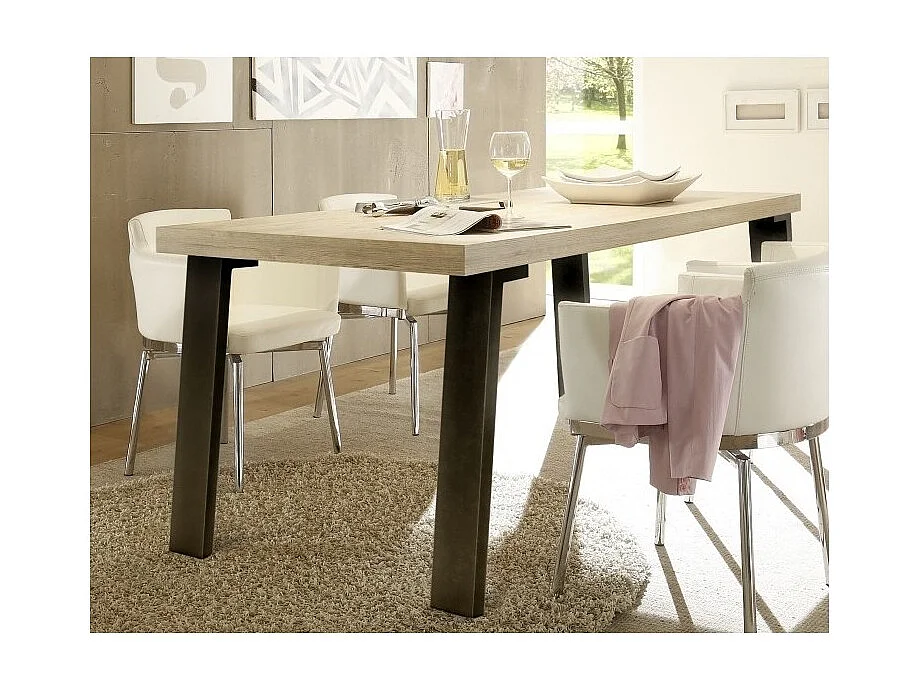 Table 189x88cm avec pieds en métal, Collection SHOW, coloris chêne clair