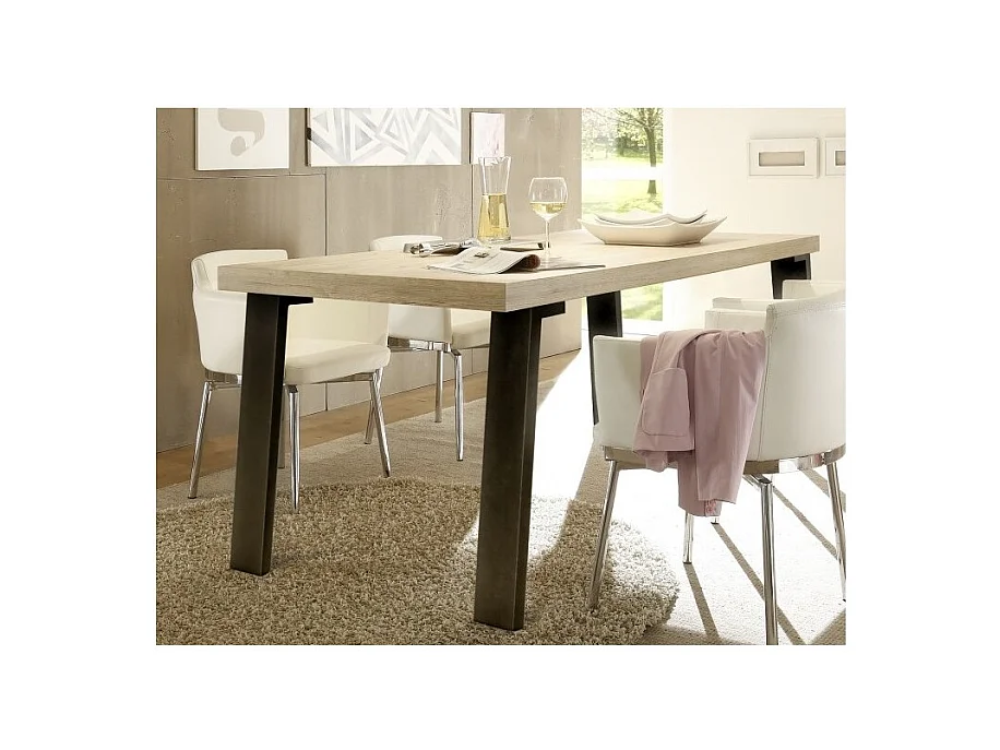 Table 189x88cm avec pieds en métal, Collection SHOW, coloris chêne clair