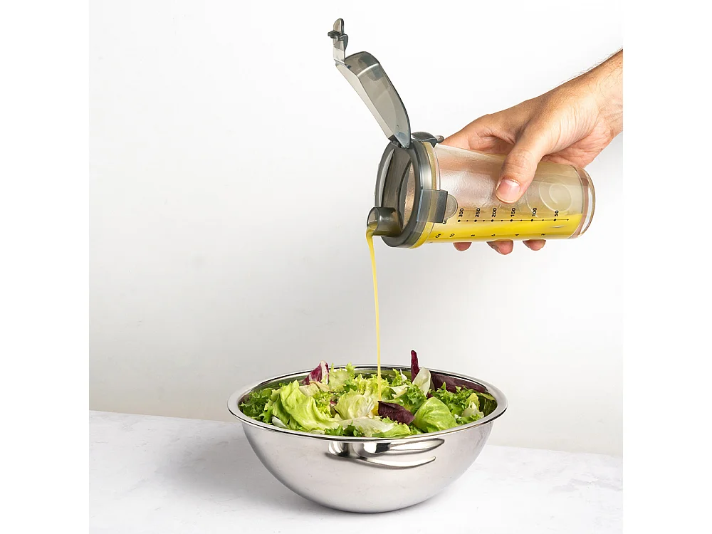 Shaker à vinaigrette en verre