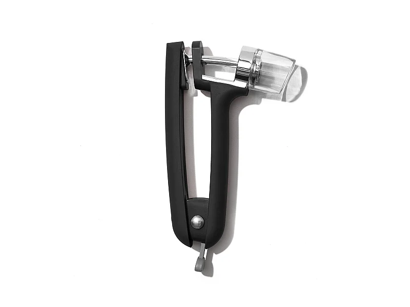 Dénoyauteur Good Grips à cerises et à olives noir