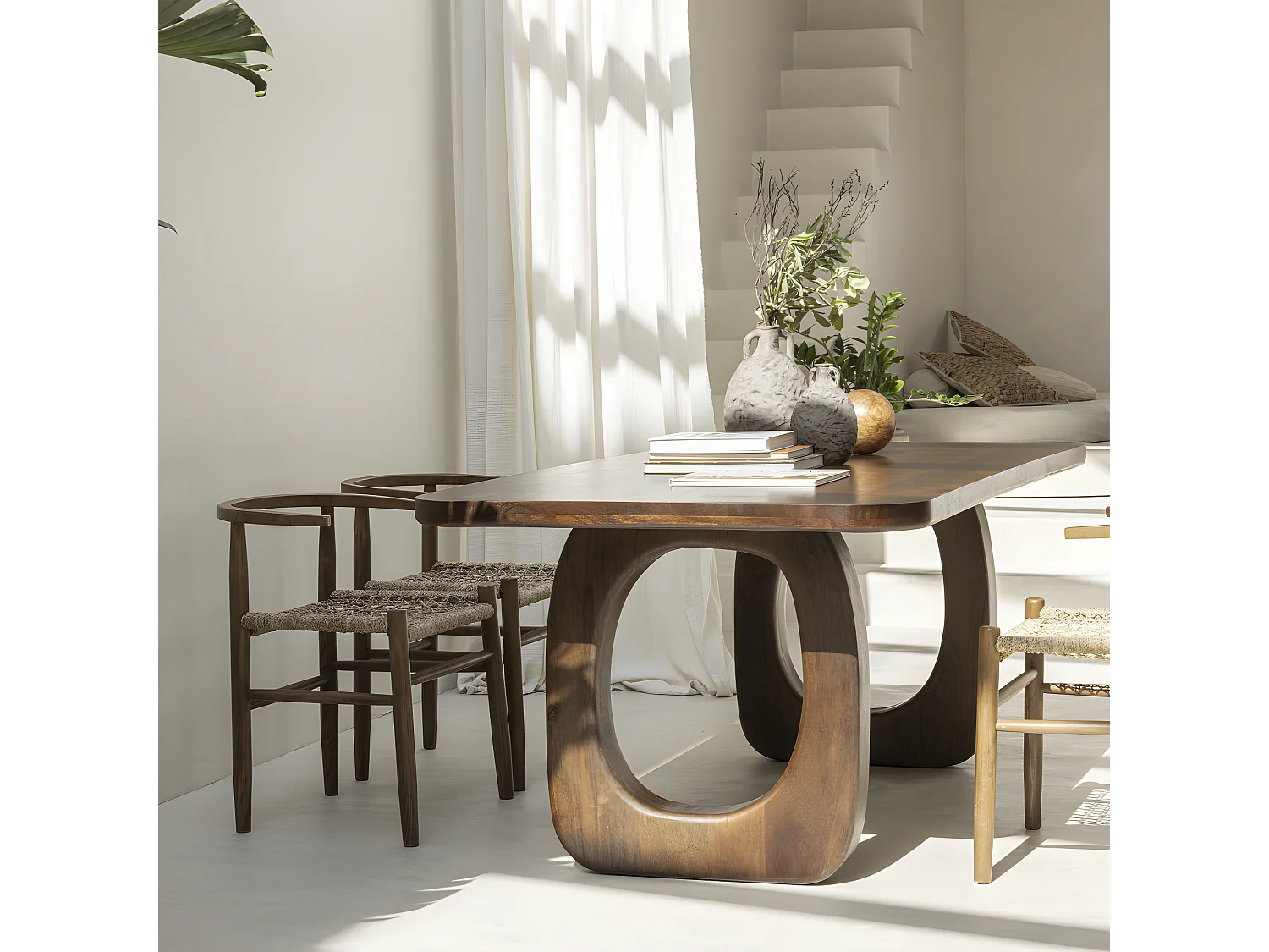 Sinjai - Table à manger 8 personnes en bois massif - Bois foncé