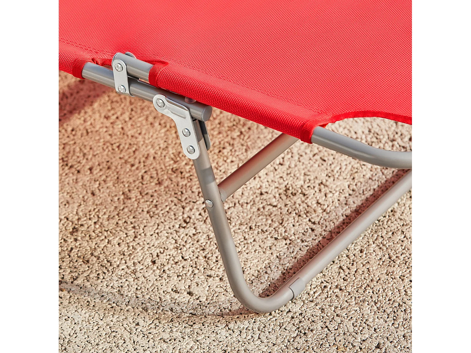 SoBuy Chaise Longue Pliable et Réglable, Transat de Jardin avec Appui-Tête et Pochette, Bain de Soleil, Charge 120 kg, Rouge, OGS35-Rx2