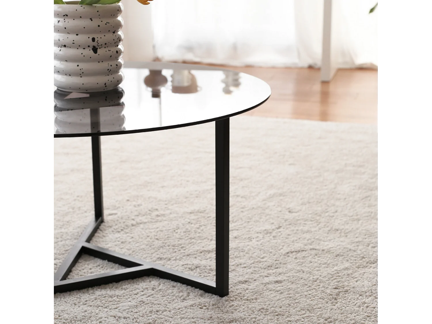 Tavolino con piano in vetro temperato MIA