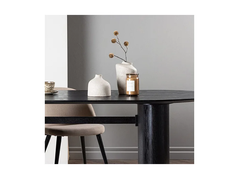 Isolde eetkamertafel 90x180cm zwart.