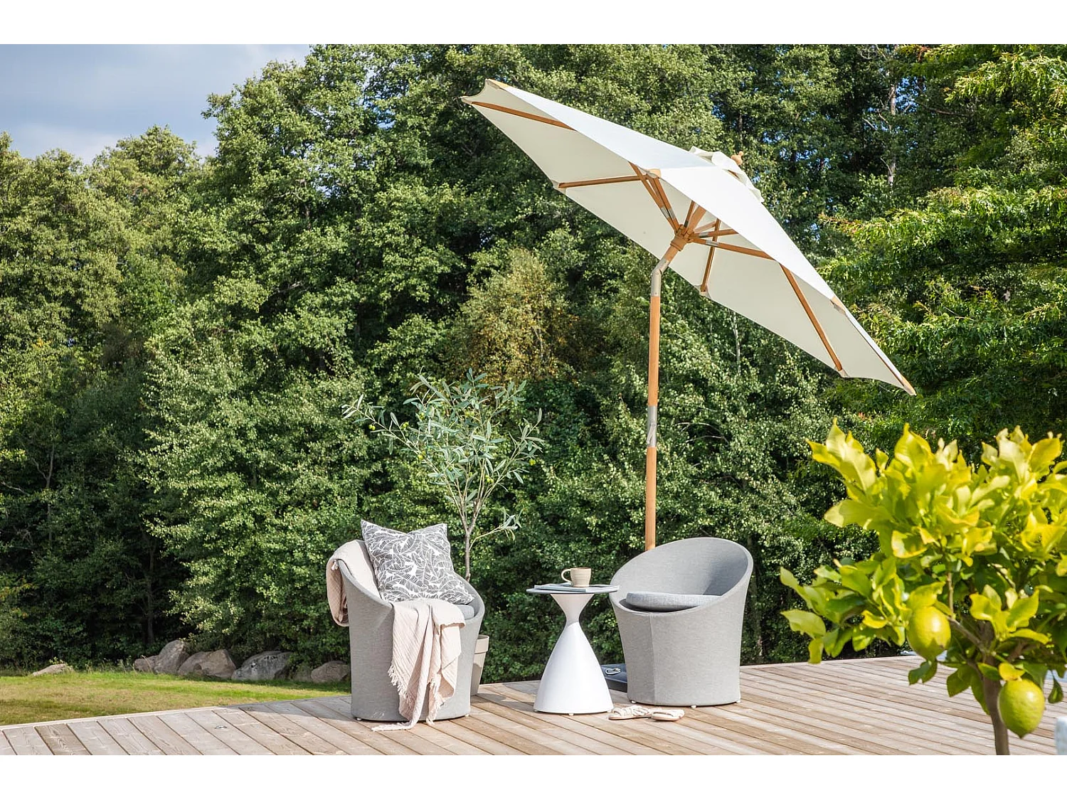 Parasol en Bambou "Cerox" 270cm Blanc