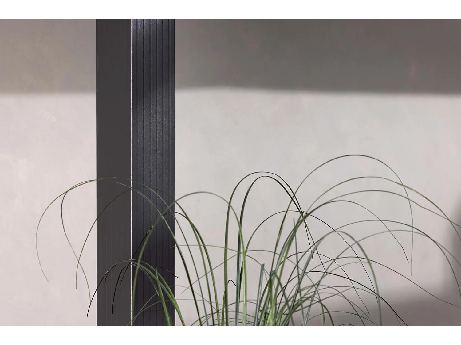 Lazio pergola grijs.