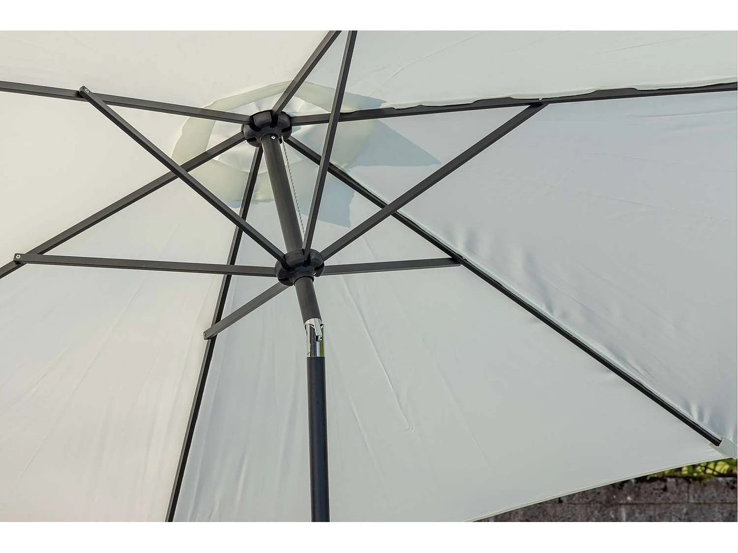 Leeds parasol witgrijs.