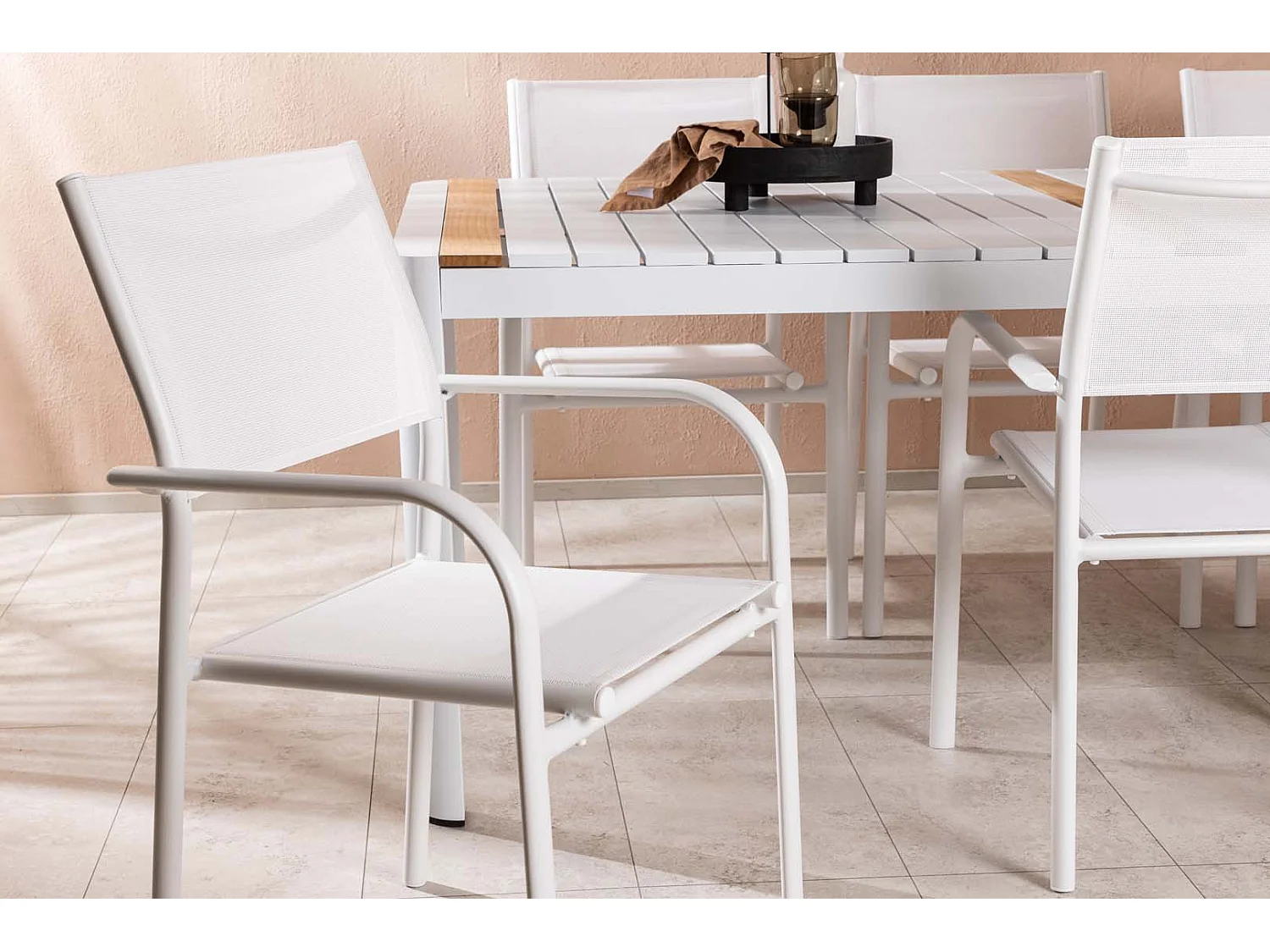 Togo tuinmeubelset tafel 100x200cm wit, 6 stoelen Santorini wit.