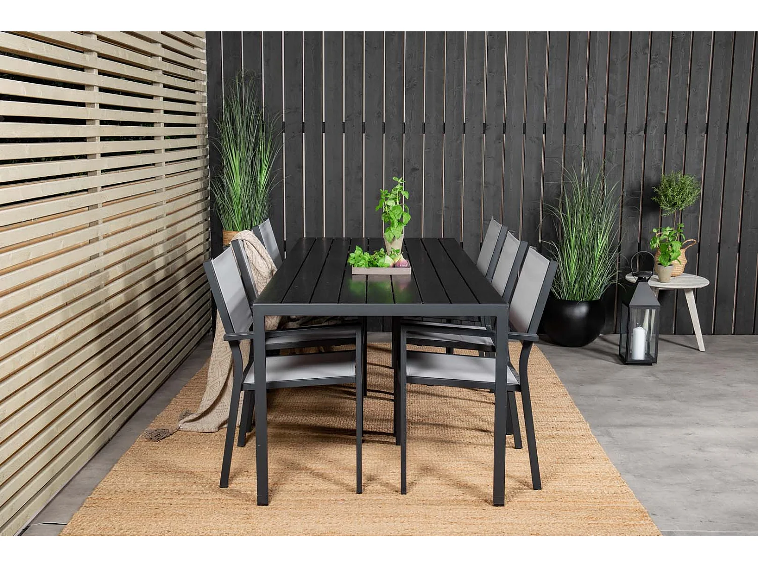 Break set de jardin table 90x205cm noir, 6 chaises Copacabana gris.