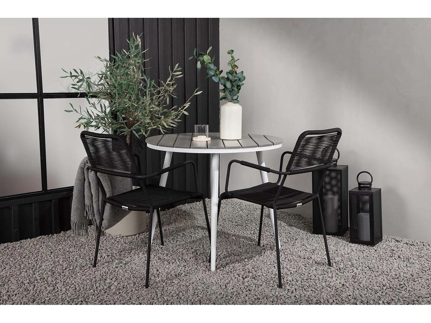 Break Gartenset Tisch Ø90cm grau, 2 Stühle Lindos schwarz.