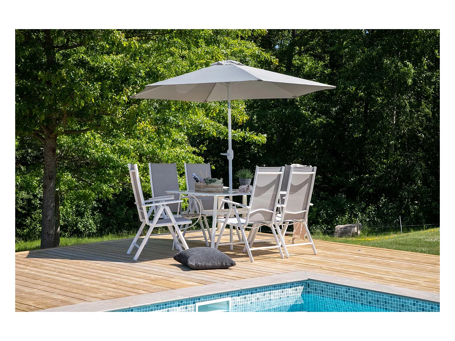 Brekki set de jardin table 90x150cm blanc, 6 chaises blanc.