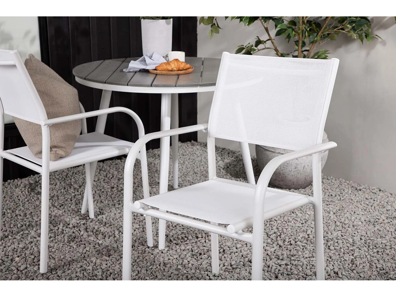 Break tuinmeubelset tafel Ø90cm grijs, 2 stoelen Santorini wit.