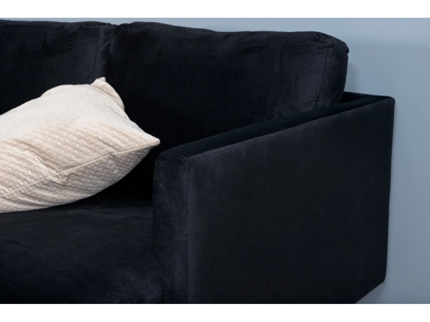 Zoom bank Ubank velours zwart.