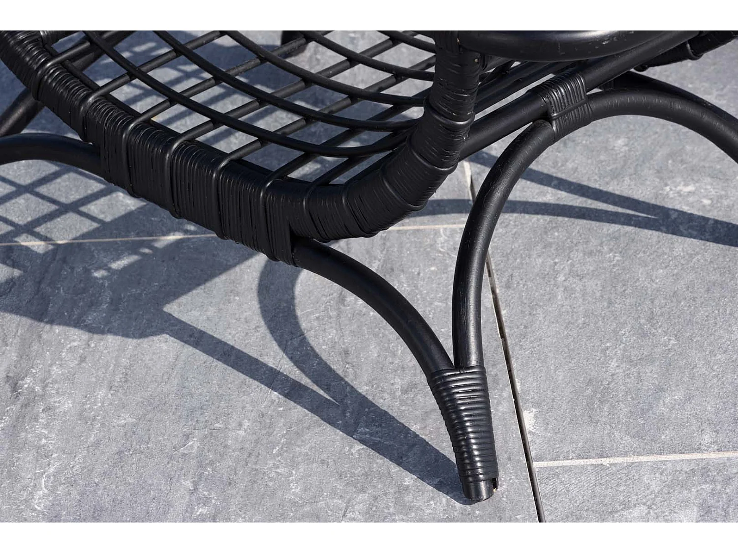 Table Basse de Jardin en Rotin "Moana" 95cm Noir