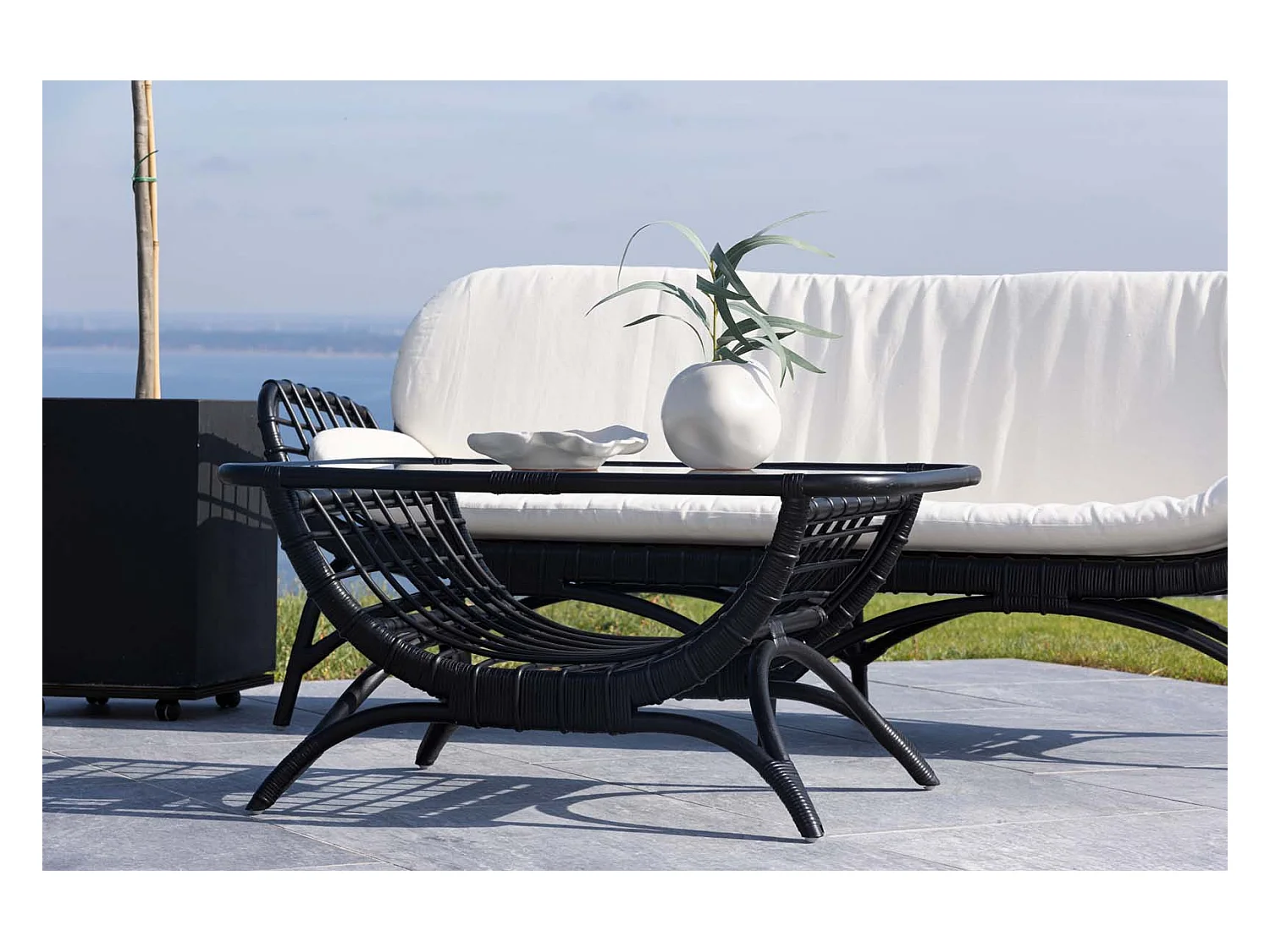 Moana Gartentisch Beistelltisch 60x96cm schwarz.
