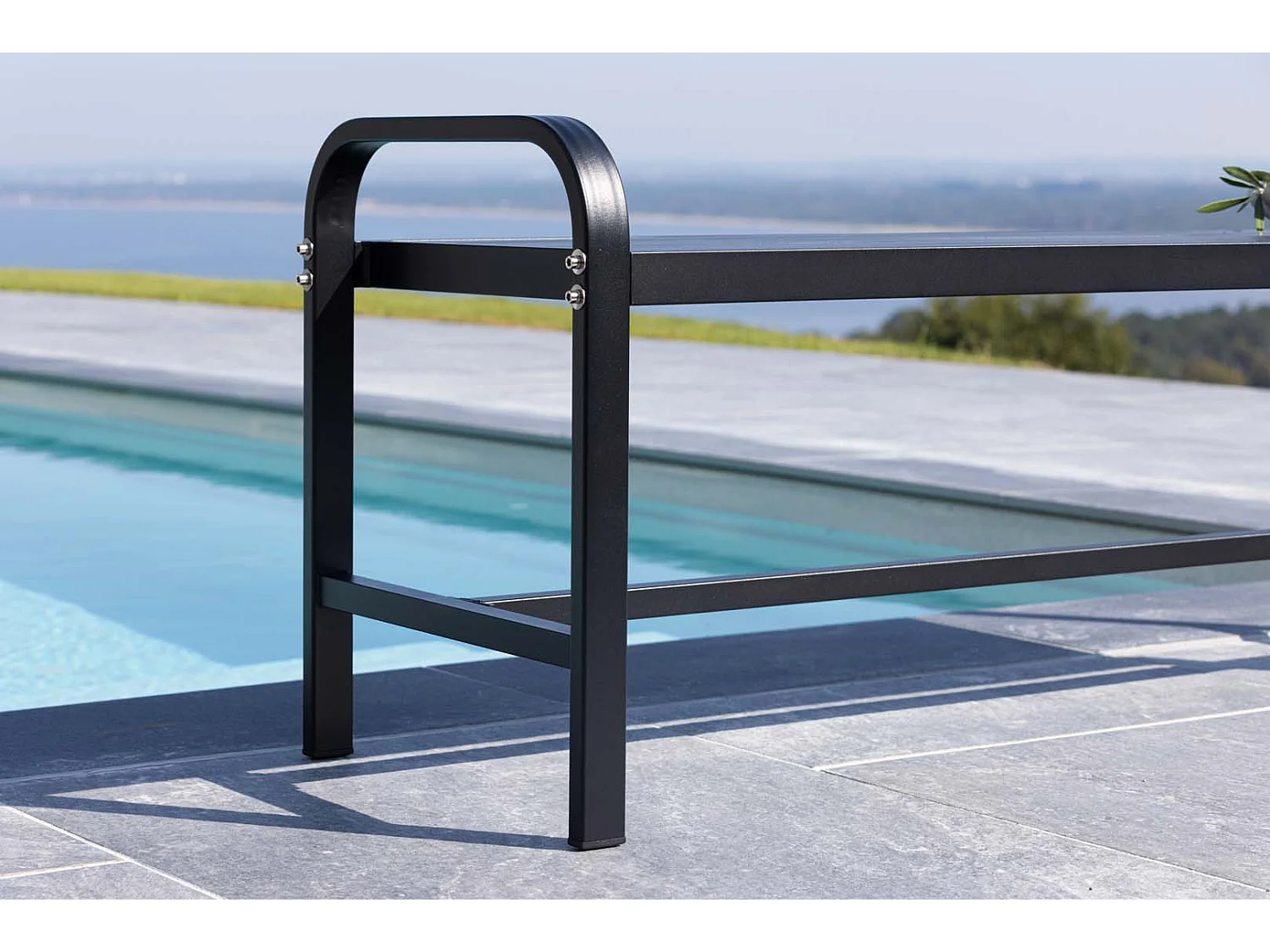 Cascais tuinbank zwart.