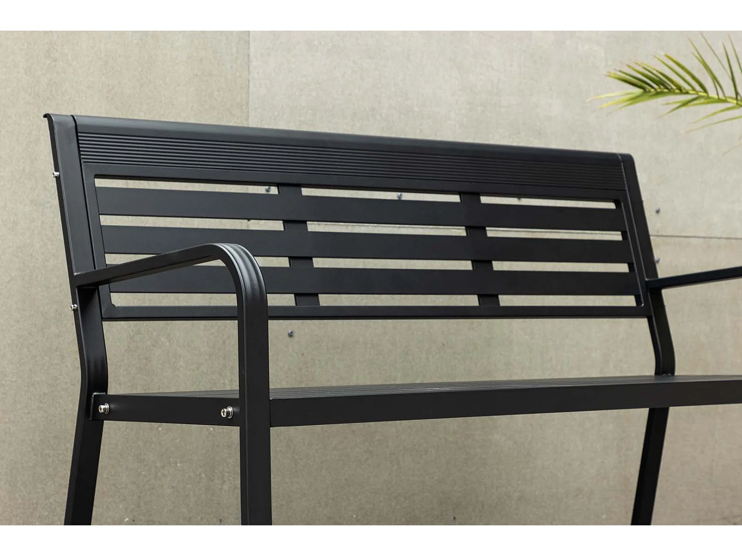 Elvas tuinbank zwart.