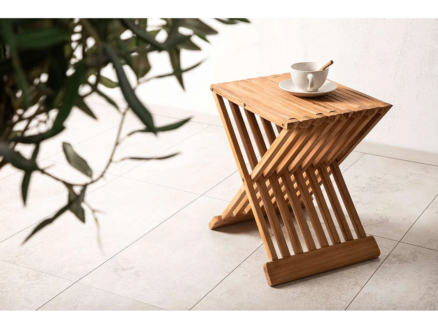 Ghana tuin café tafel teak.