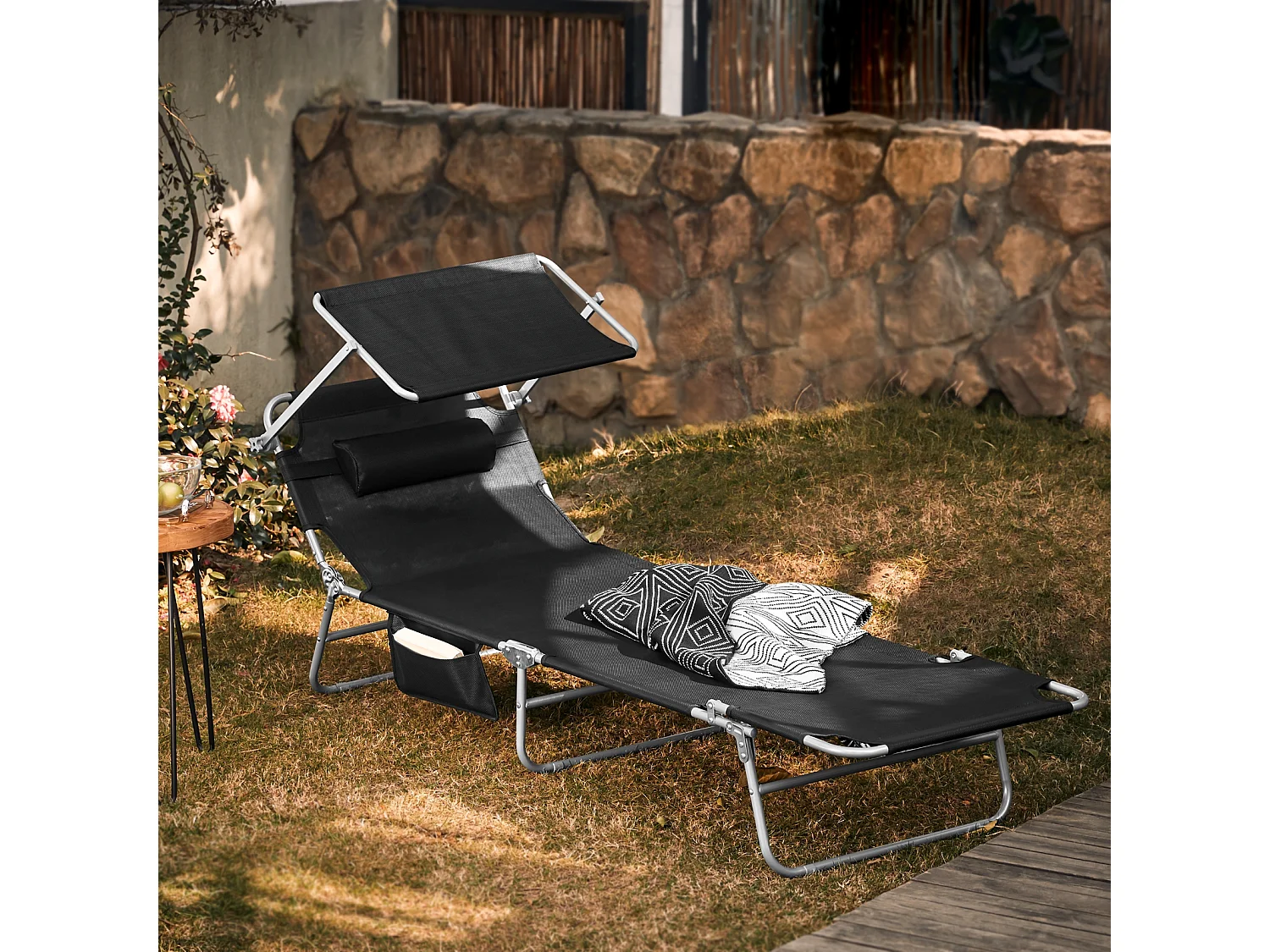 SoBuy OGS48-Sch ligstoel opvouwbare tuinligstoel verstelbare positie met zonnescherm parasol - belasting 150 kg – zwart