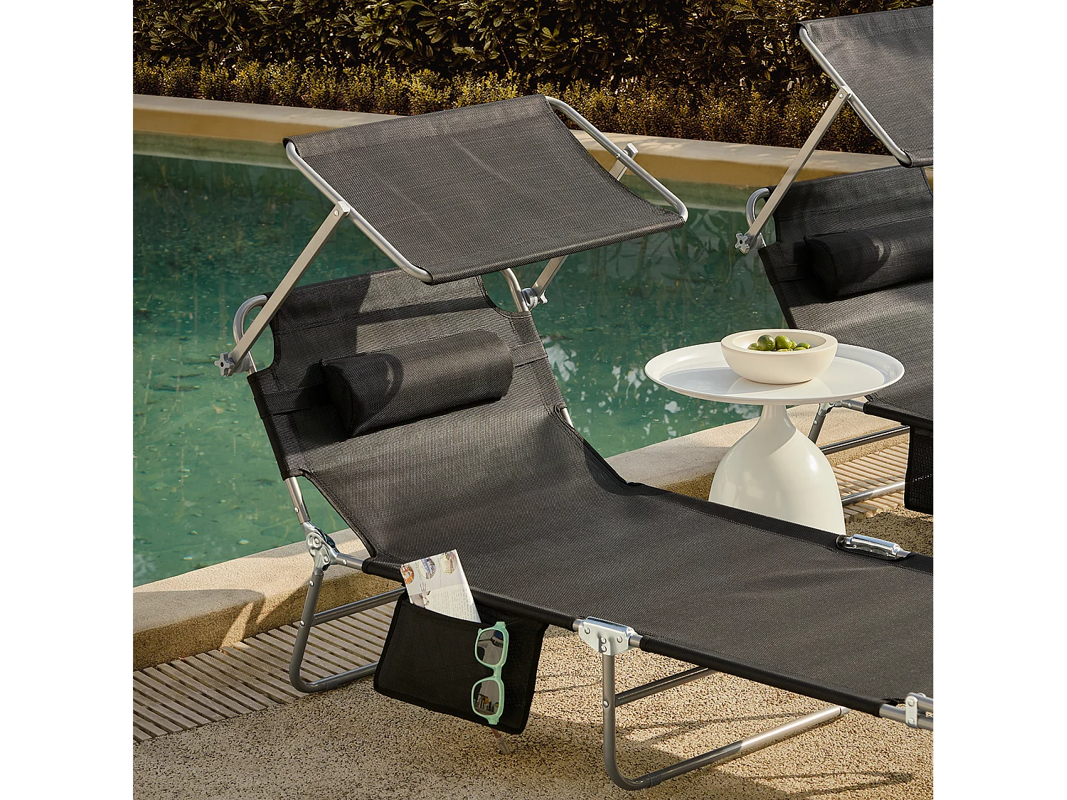 SoBuy OGS48-Sch ligstoel opvouwbare tuinligstoel verstelbare positie met zonnescherm parasol - belasting 150 kg – zwart