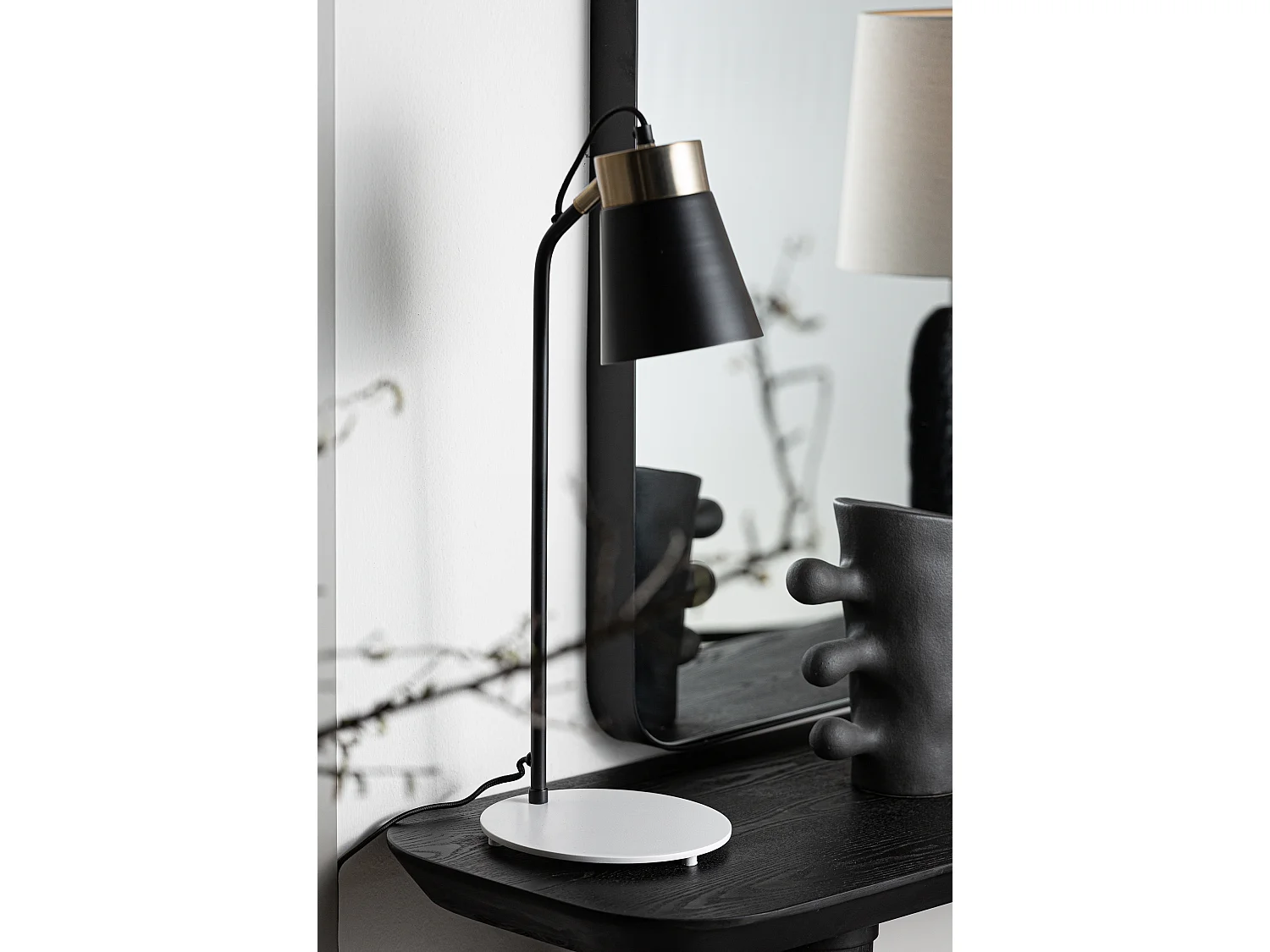 Lampe de chevêt en fer noir