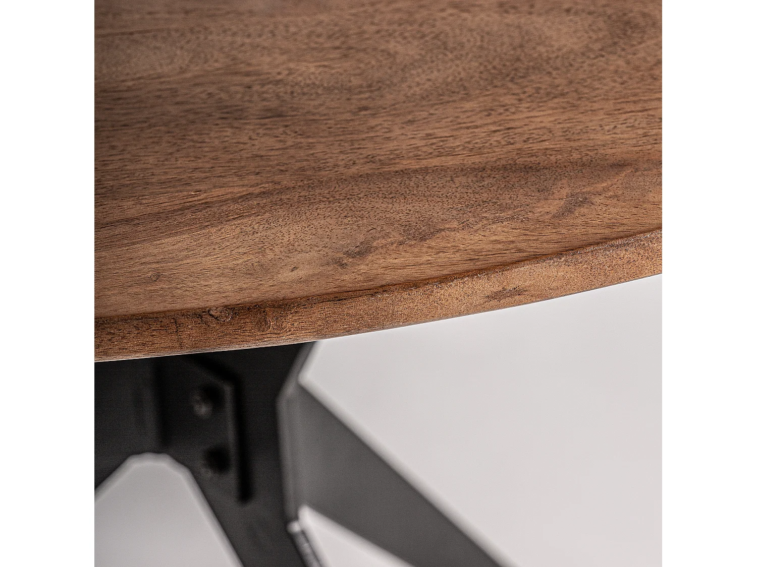 Table salon en bois de mangue  120x120x76 cm