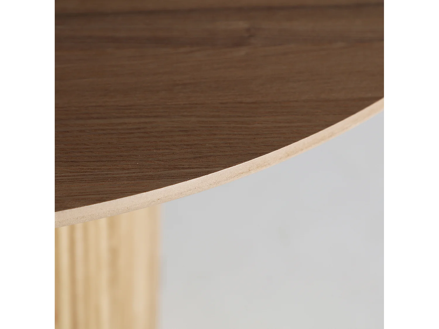 Table salon en bois de paulownia marron 120x120x76 cm