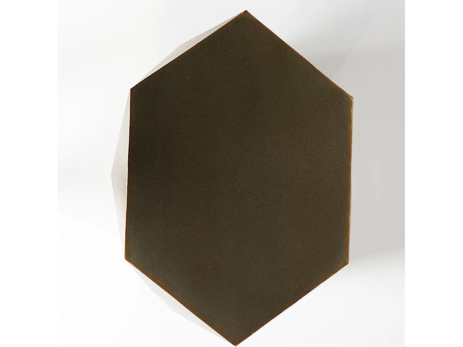 Table basse en fer cuivre 88x78x50 cm