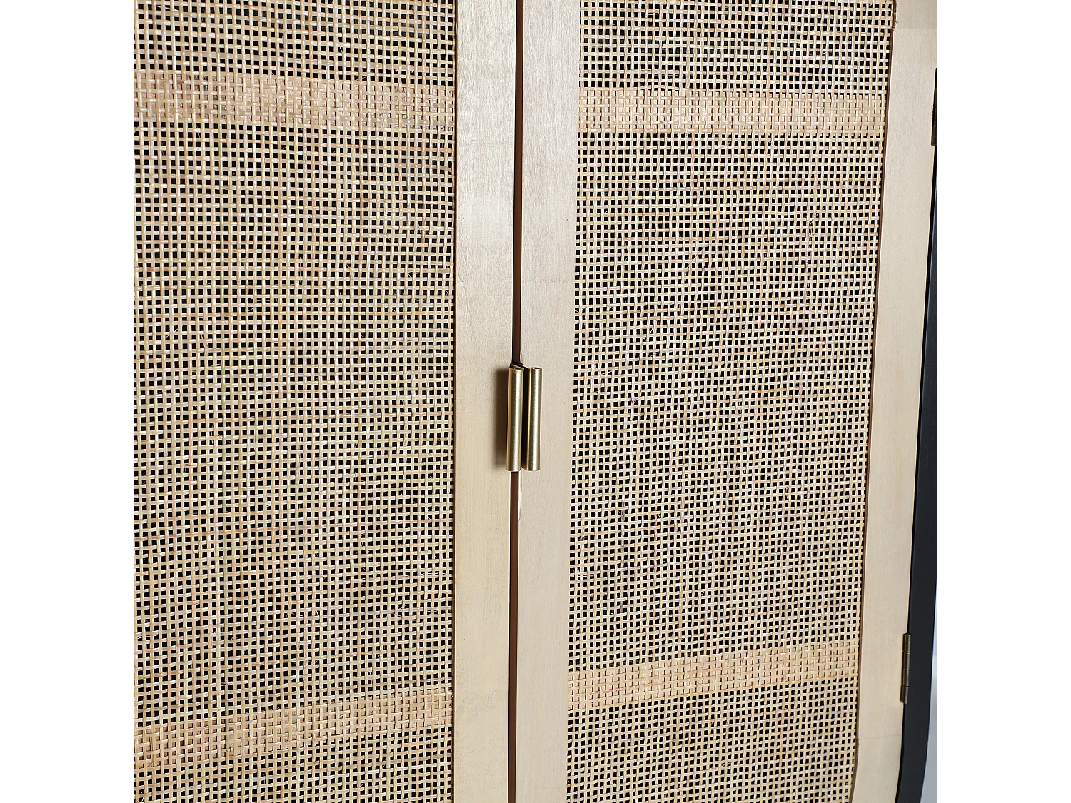 Armario de madera de pino en color negro