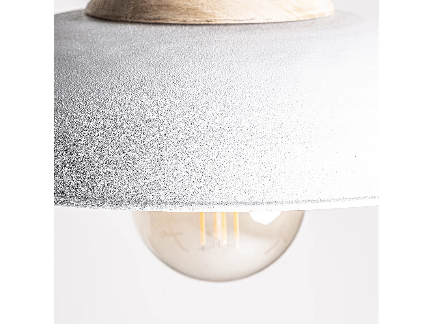 Lustre en fer  37x37x130 cm