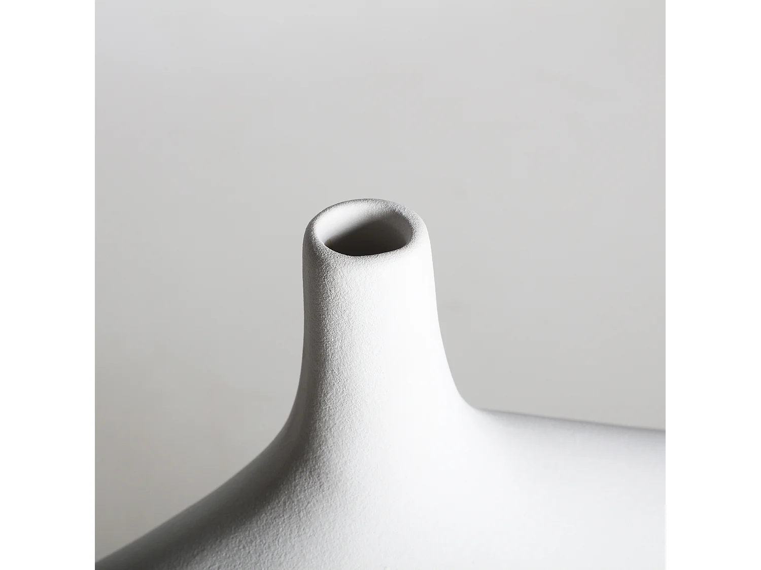 Vase en céramique blanc 34x10x33 cm