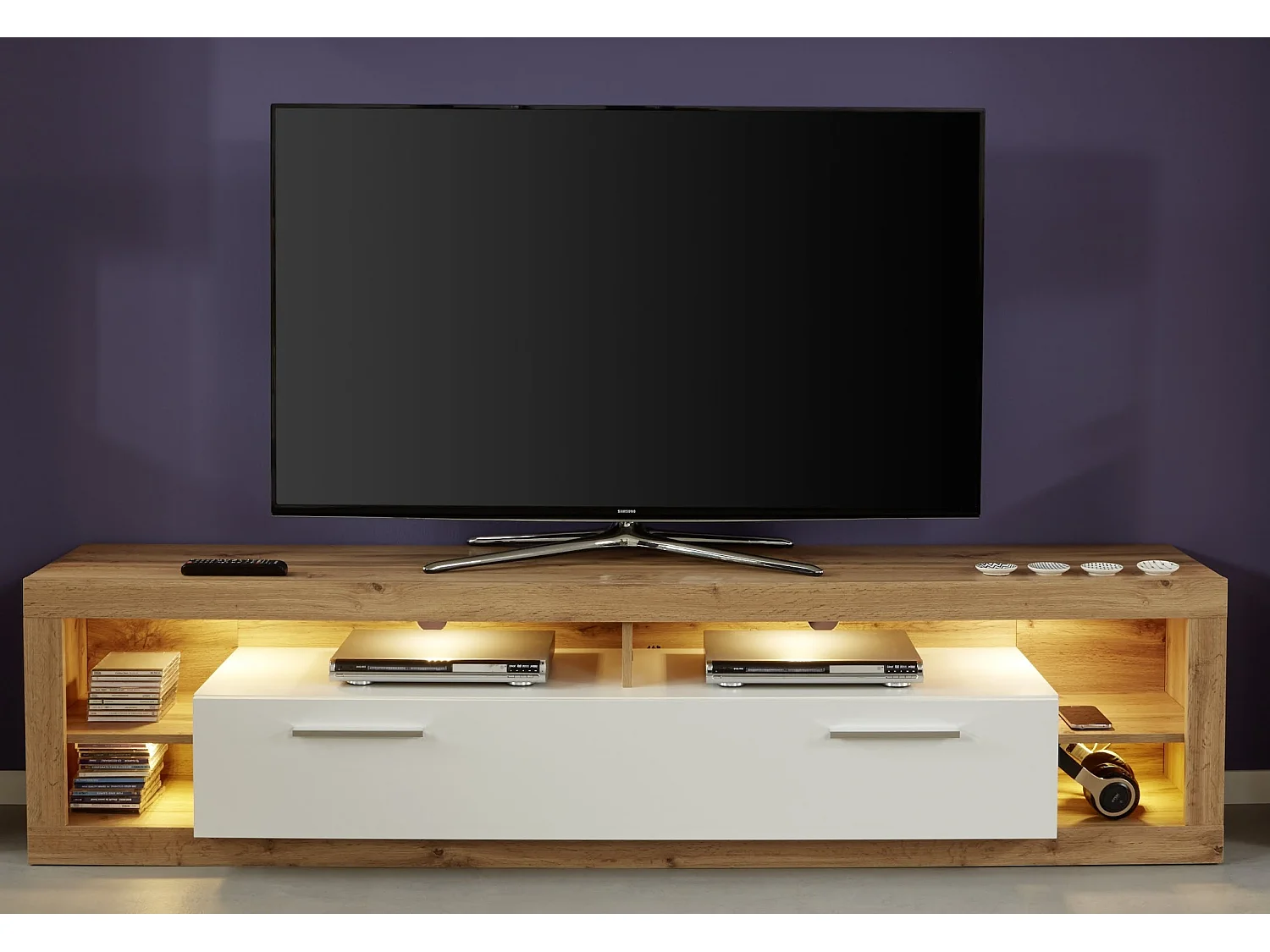 Banc TV lumineux chêne Wotan et blanc brillant Roska 200cm
