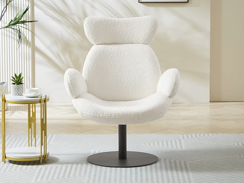 Draaibare fauteuil van witte boucléstof ATORCO