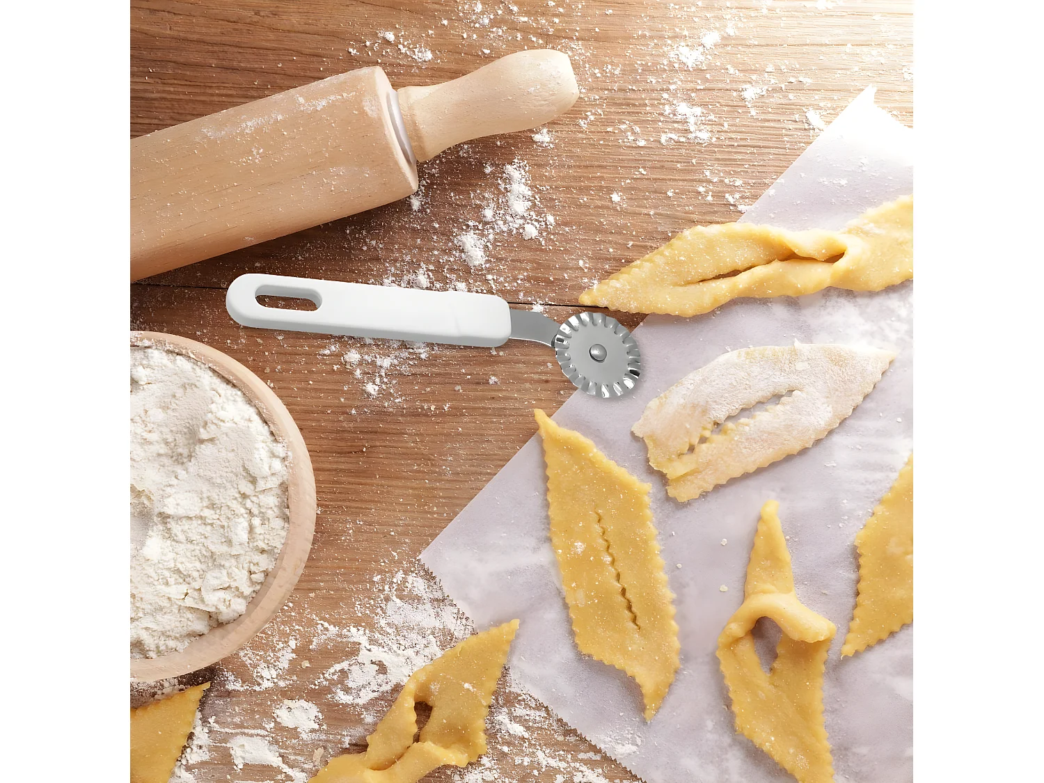 Roulette découpe pâte 16 cm Zenker Smart Pastry