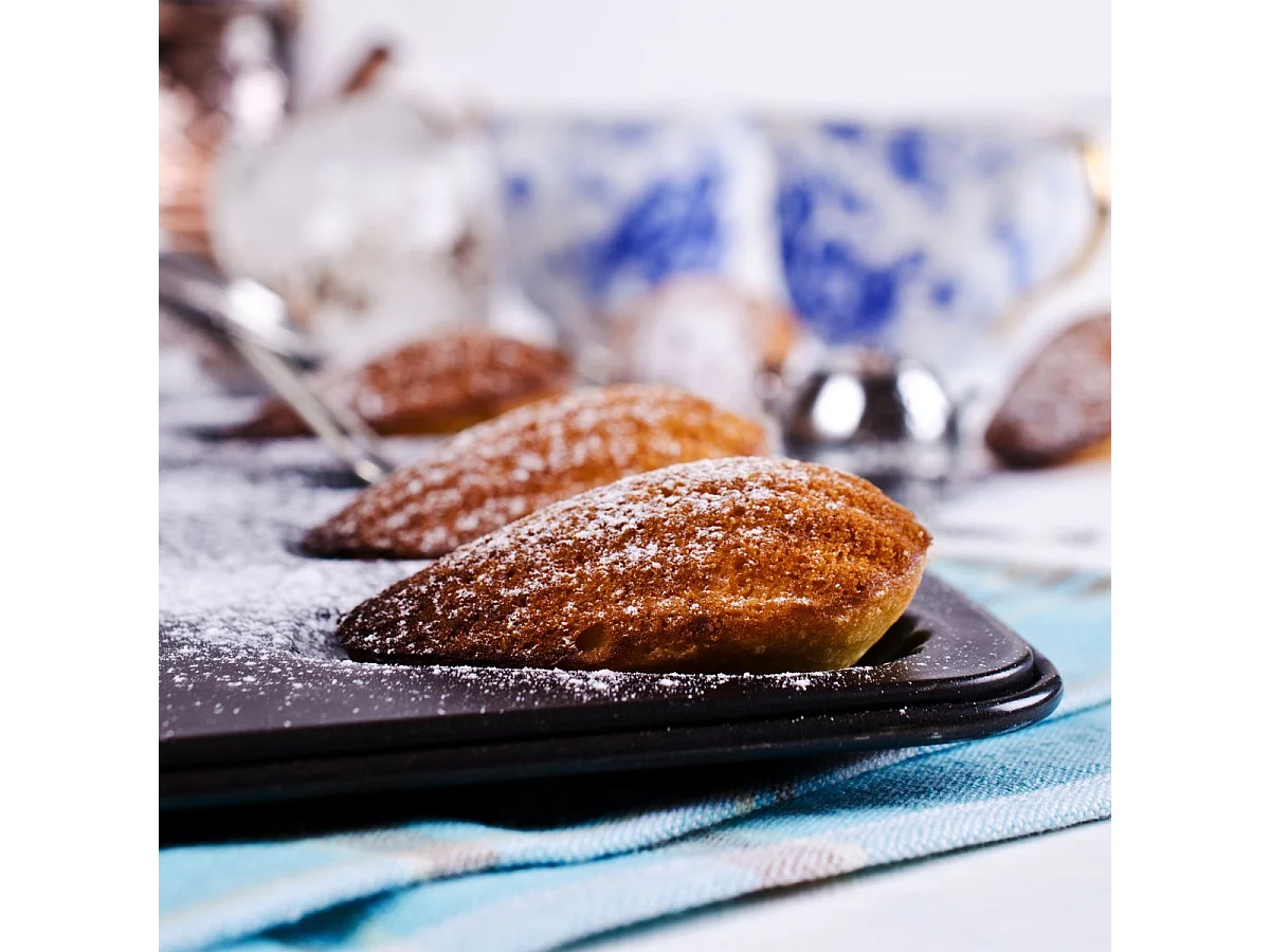 Lot de 2 moules à madeleines 12 empreintes Zenker Spécial Countries
