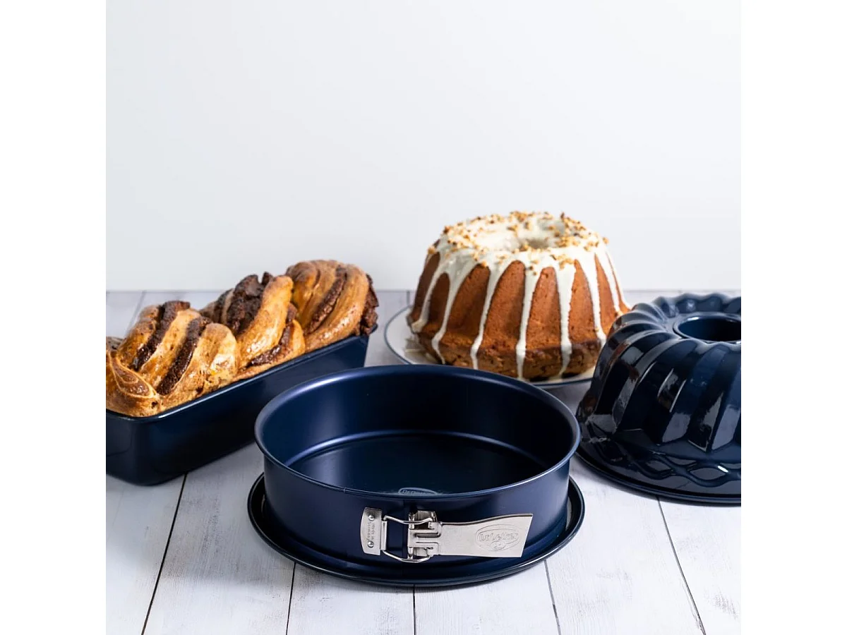 Moule à manqué à charnière 26 cm Dr.Oetker Back Liebe