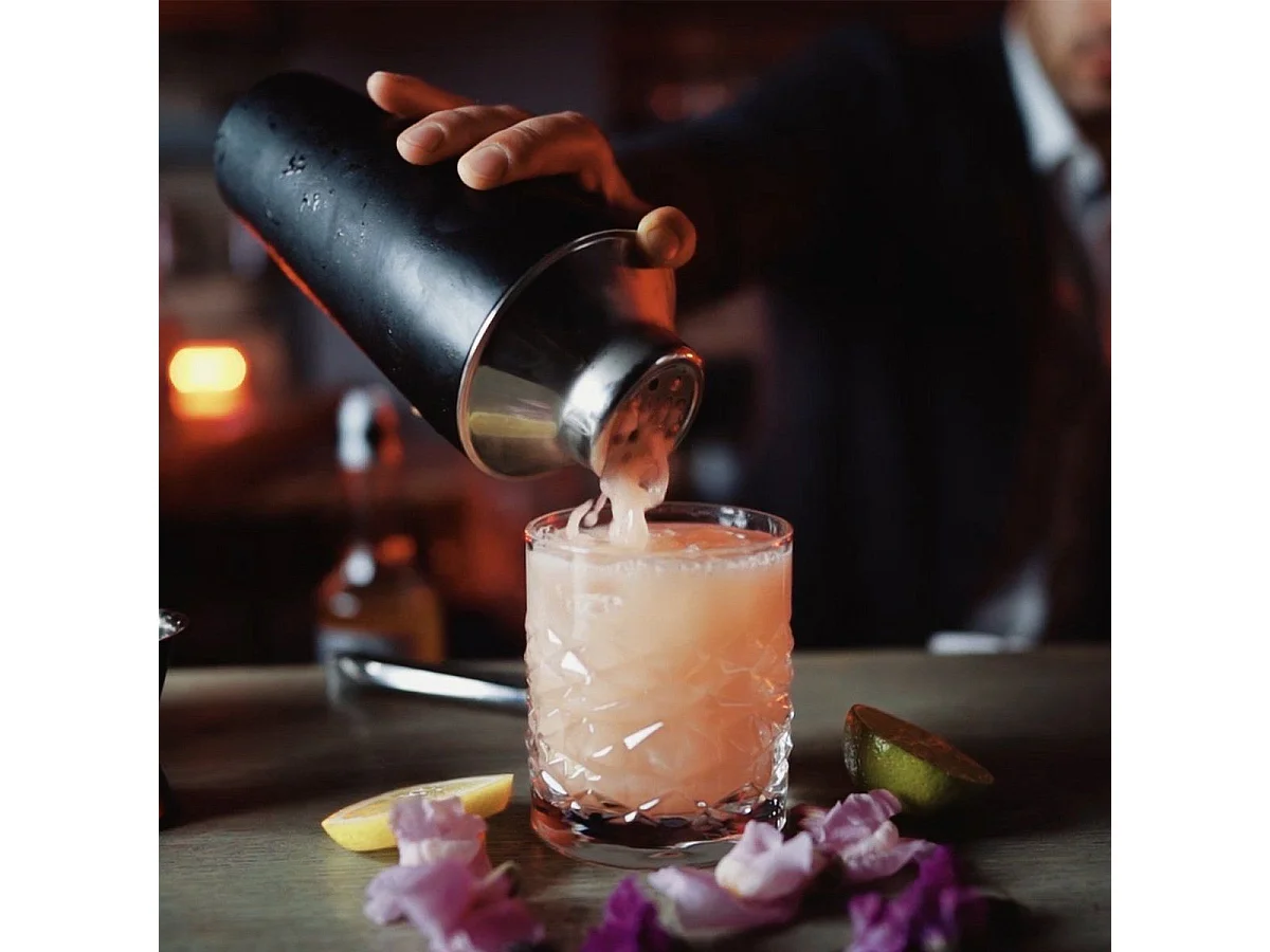 Shaker cocktails 750 ml et doseur d'alcool 4 cl Fackelmann Spectre