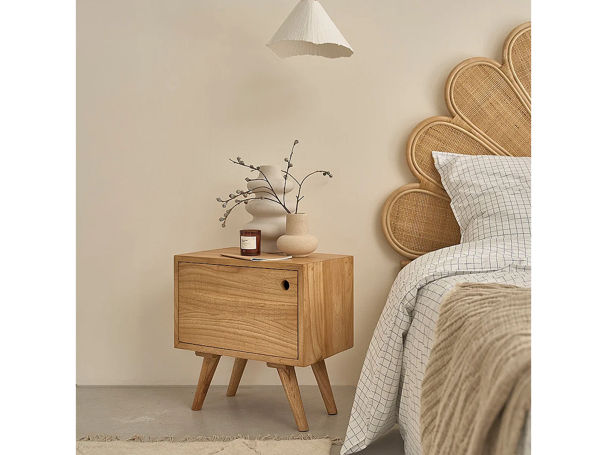 Comodino in legno massello di mindi