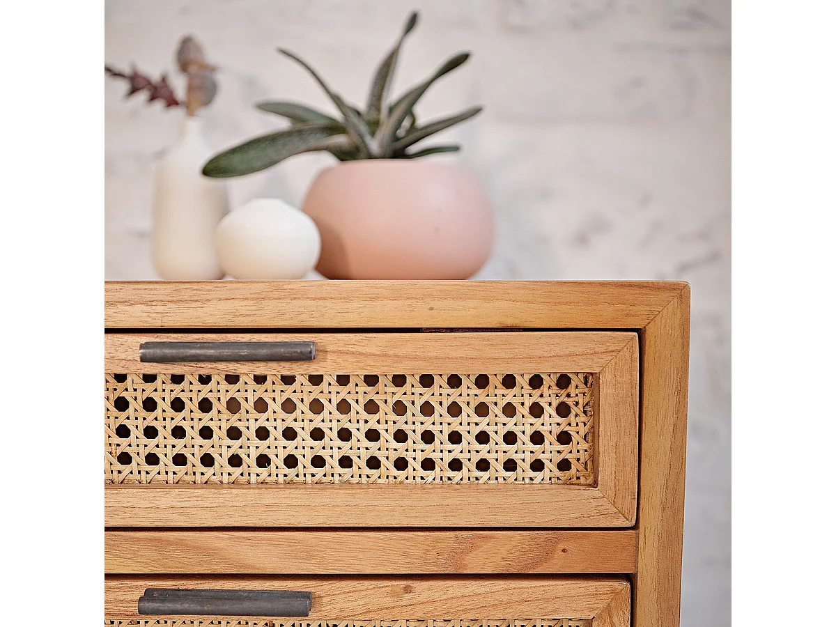 Table de chevet en bois massif et cannage 3 tiroirs