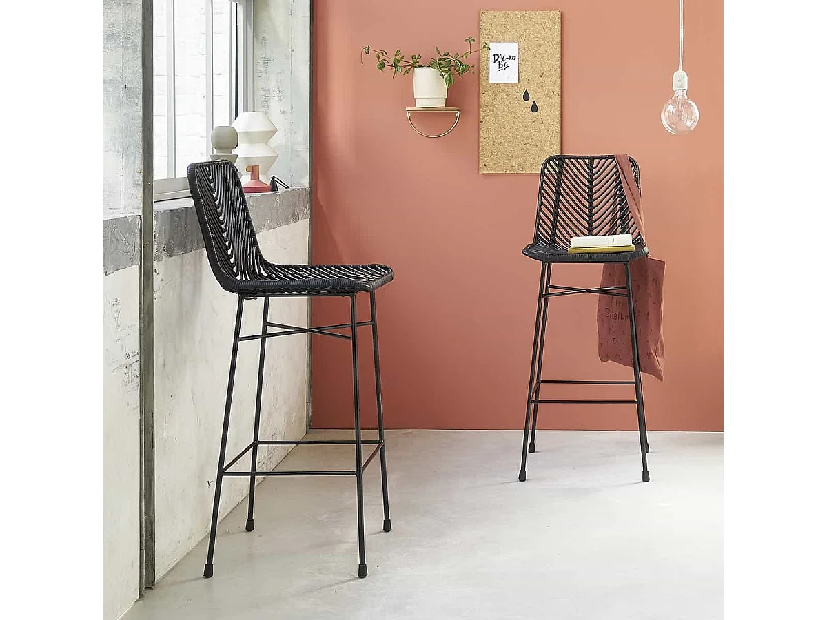 Lot de 2 tabourets de bar en rotin et métal