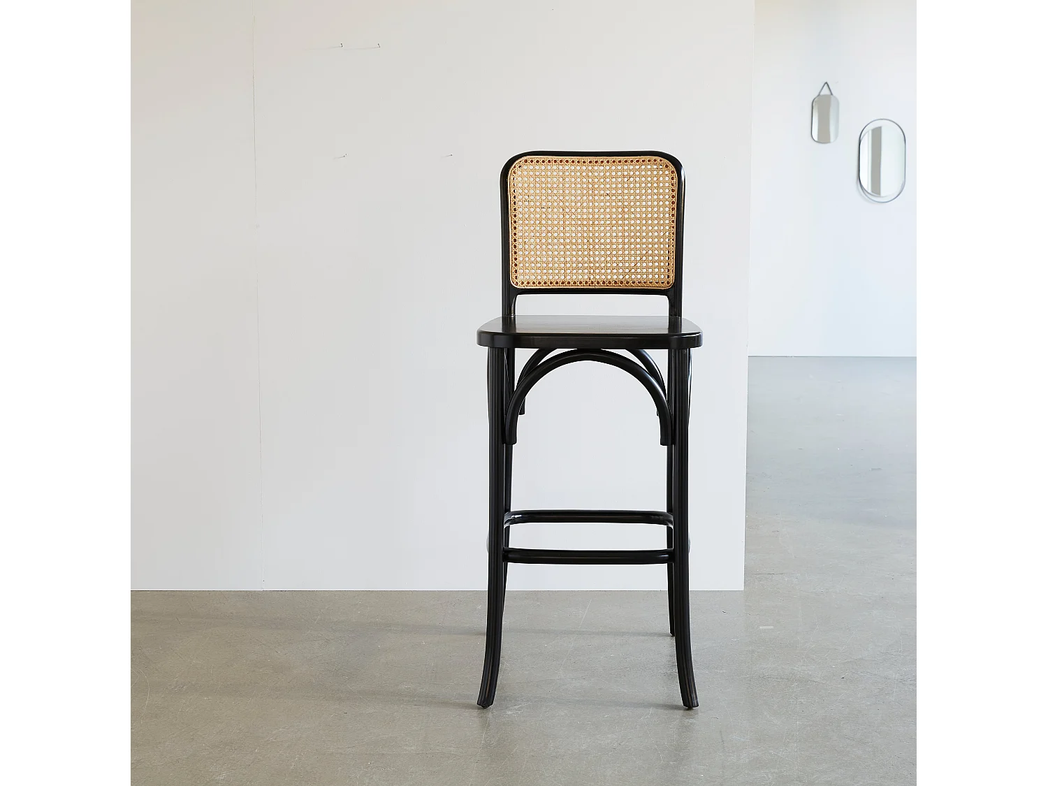 2 taburetes de bar de madera de caoba maciza y rejilla negro