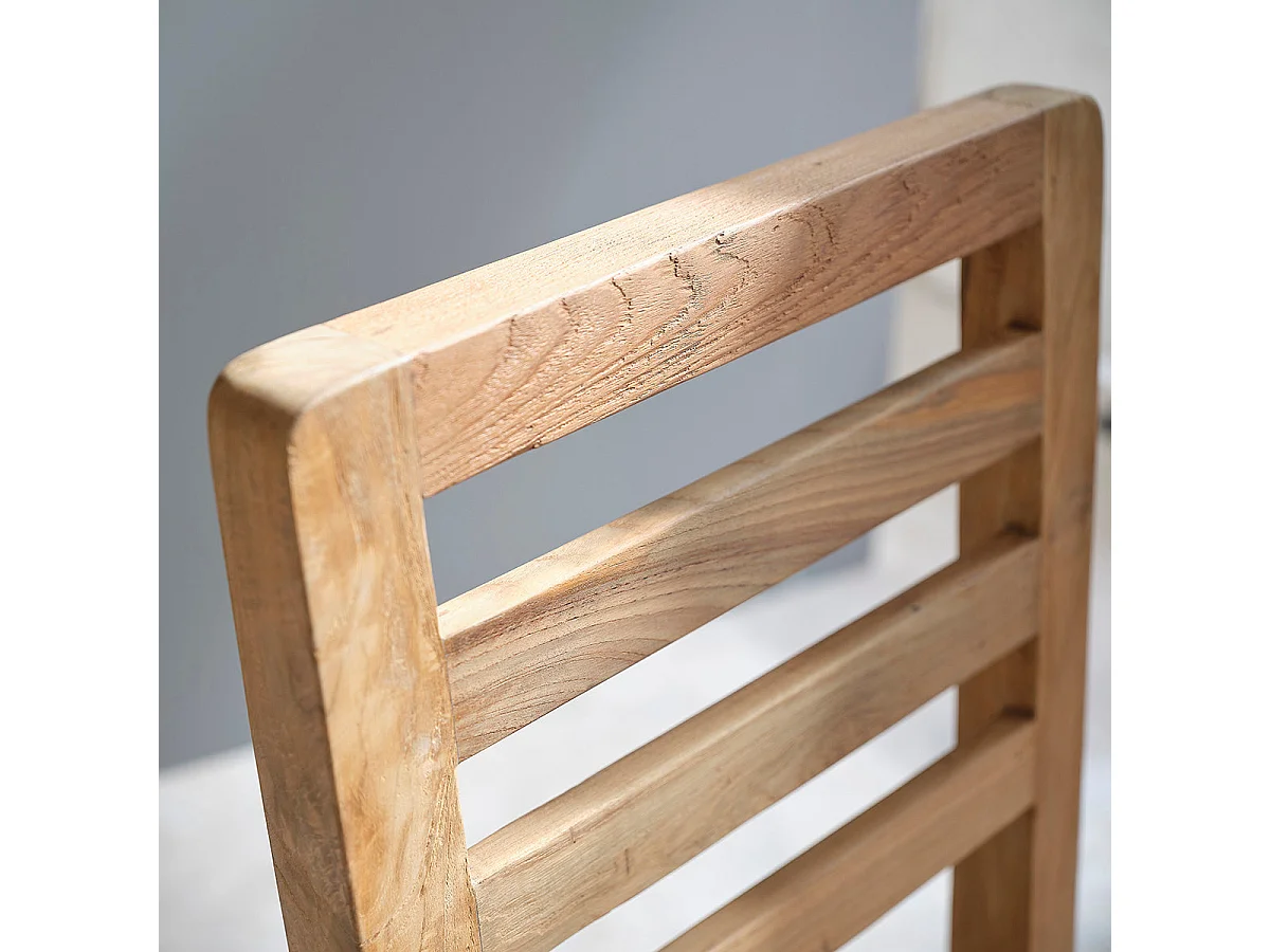 Silla de madera de teca reciclada maciza