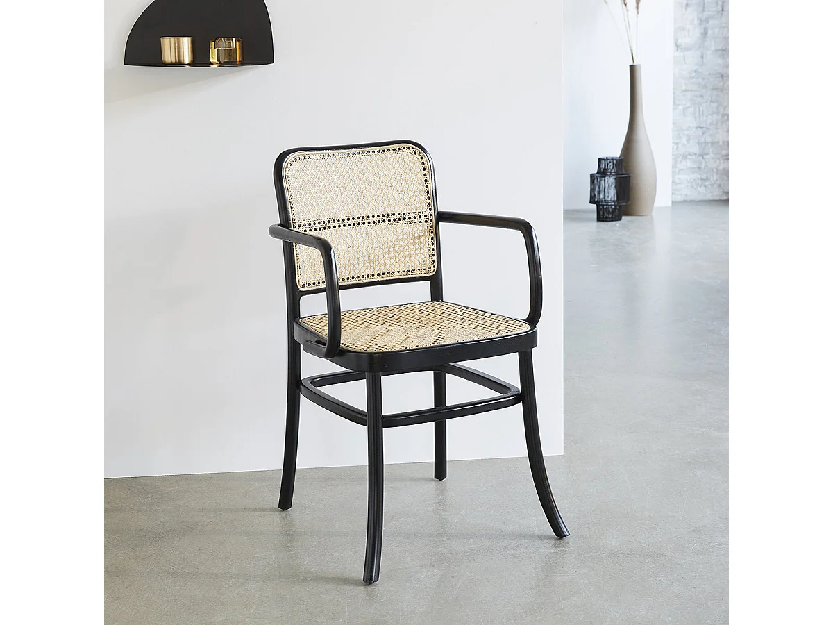 Sedia con braccioli in mogano e cannage